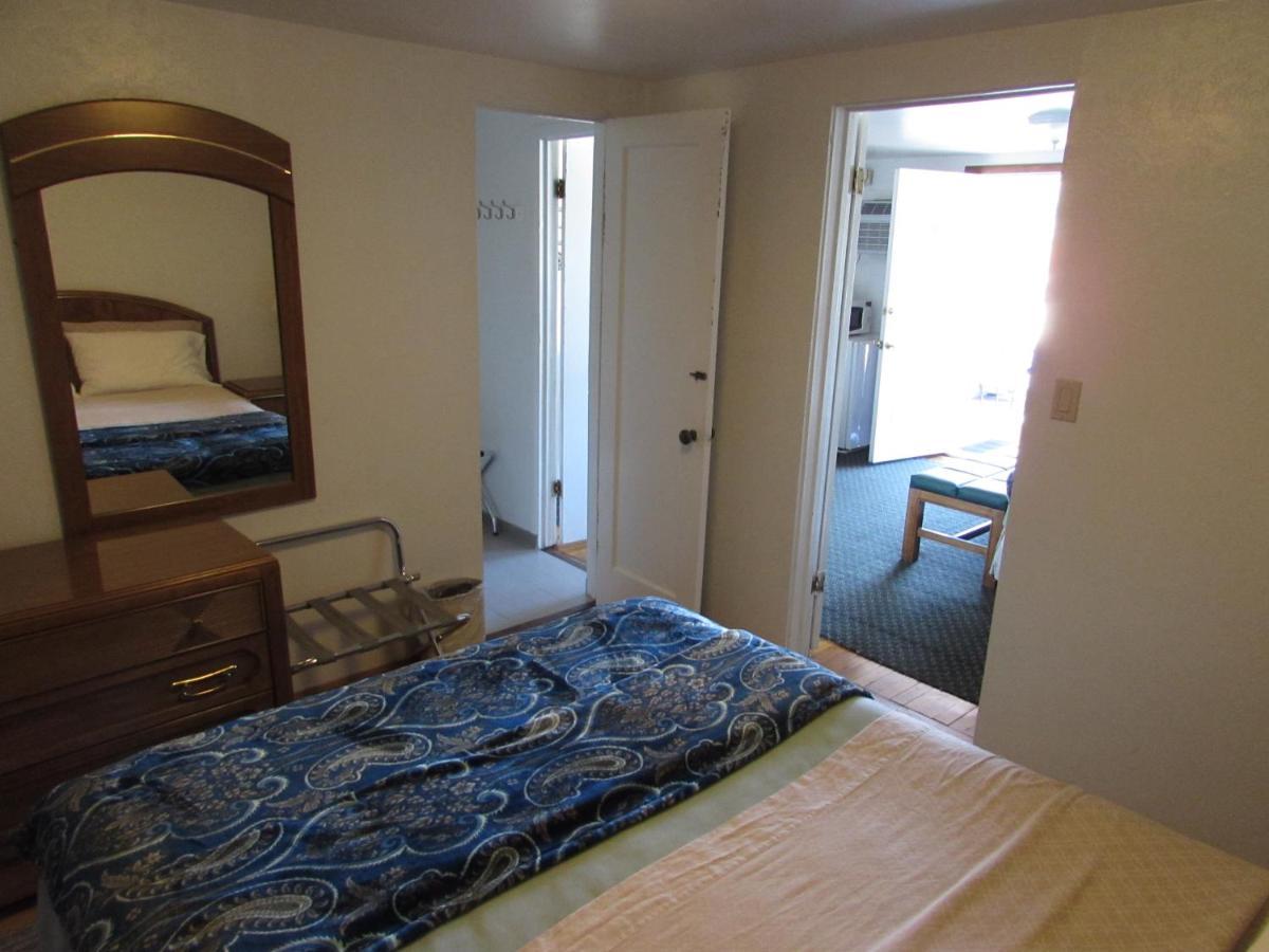 Mel Haven Motel Колорадо Спрингс Екстериор снимка